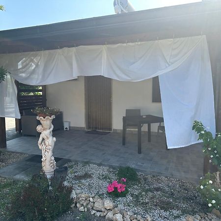 B&B Angolo Magico Parabita Extérieur photo